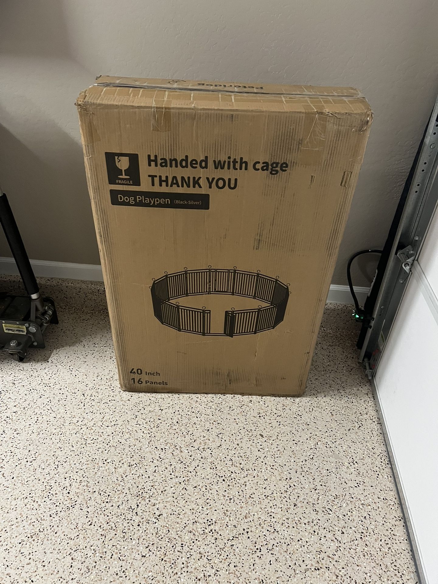 Brand New petordog 40in 16 Panel Dog Playpen