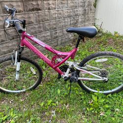 Huffy Bike Trailrunner 24” Girls Bike Pink Womens Bike