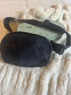 Lulu Crossbody bag black