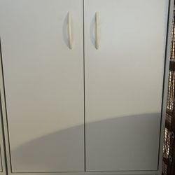 One Cabinet With Shelves 