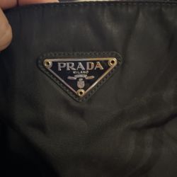 ✨ AUTHENTIC Prada Vintage Nylon Shoulder Bag – Black – Rare Classic ✨