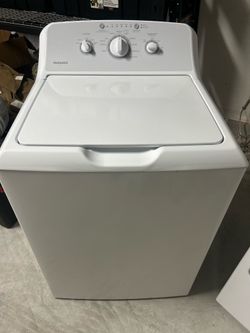 Washer and dryer w/ hoses and vent