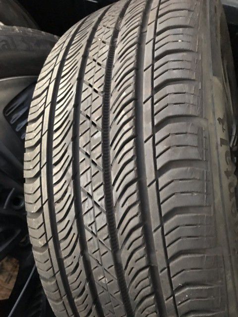 2018 Honda civic ORIGINAL tires WITH RIMS ONLY 3