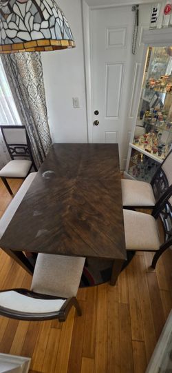 Dining set