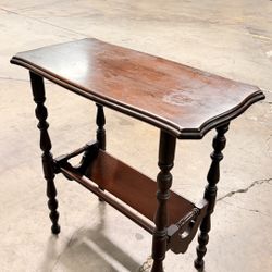 Vintage Solid Wood Console Table with Magazine Rack