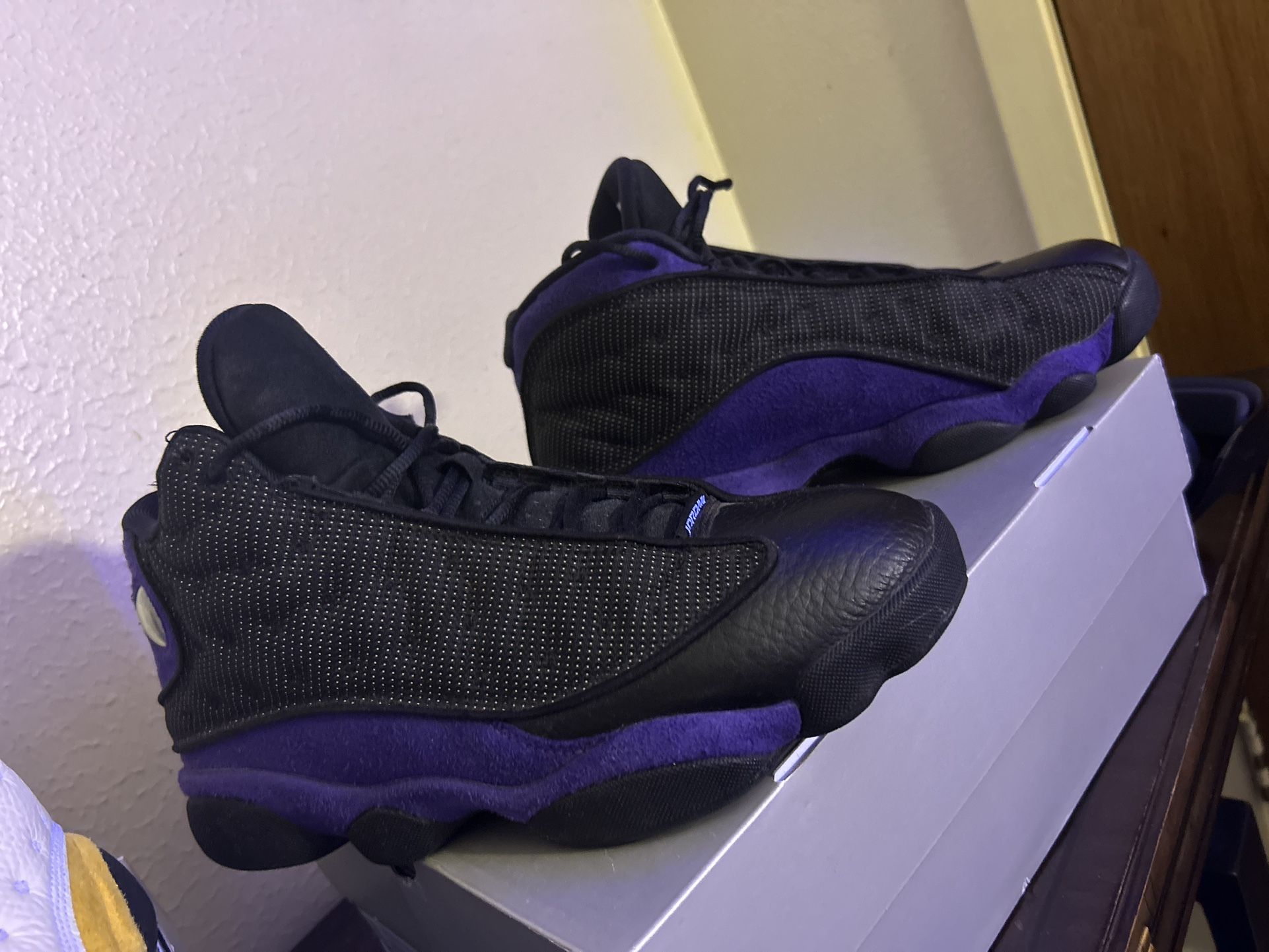 Jordan 13 retro Court purple size 10 
