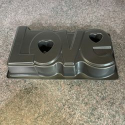 Wilton LOVE Cake pan