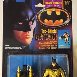 The Dark Knight Collection Tec-Shield Batman 1990 Action Figure