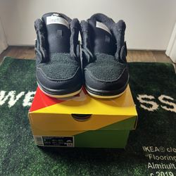Size 9 Gnarhunters Nike Dunks 