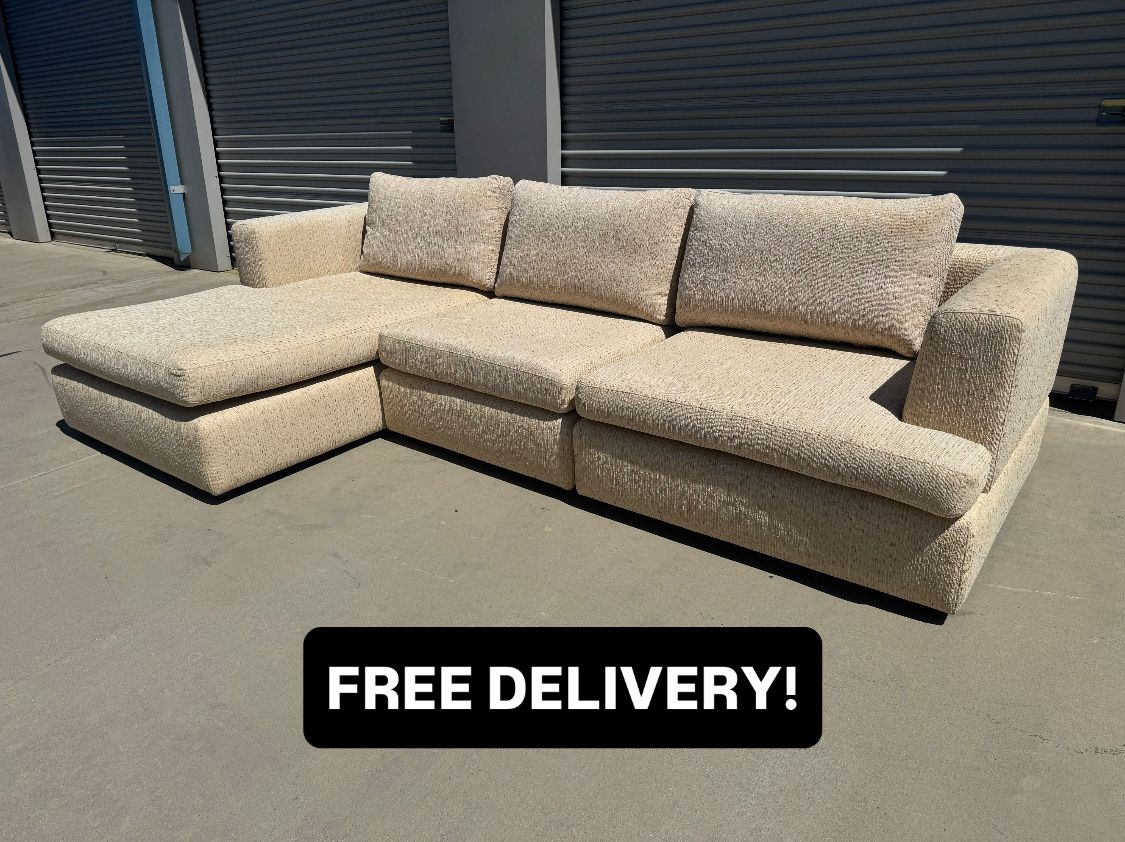 FREE DELIVERY || Rapport International Furniture Sectional Couch