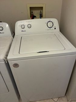 Amana wash And Dryer Set