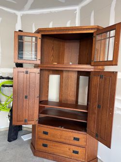 Antique Vintage Solid Wood Cabinet/Armoire