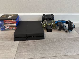 🎮 PlayStation 4 Bundle – Ready to Play! 🎮