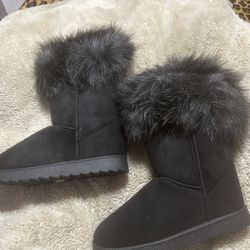 Lady's Boots