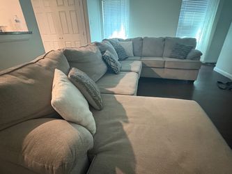 Large Gray Sectional Sofa with Chaise