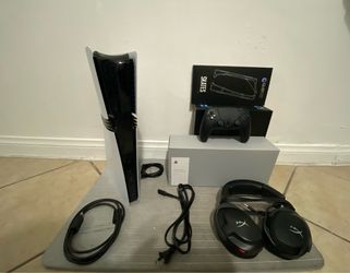 PS5 Slim Digital Bundle + Black Plates + PS Portal & Headset + Accessories