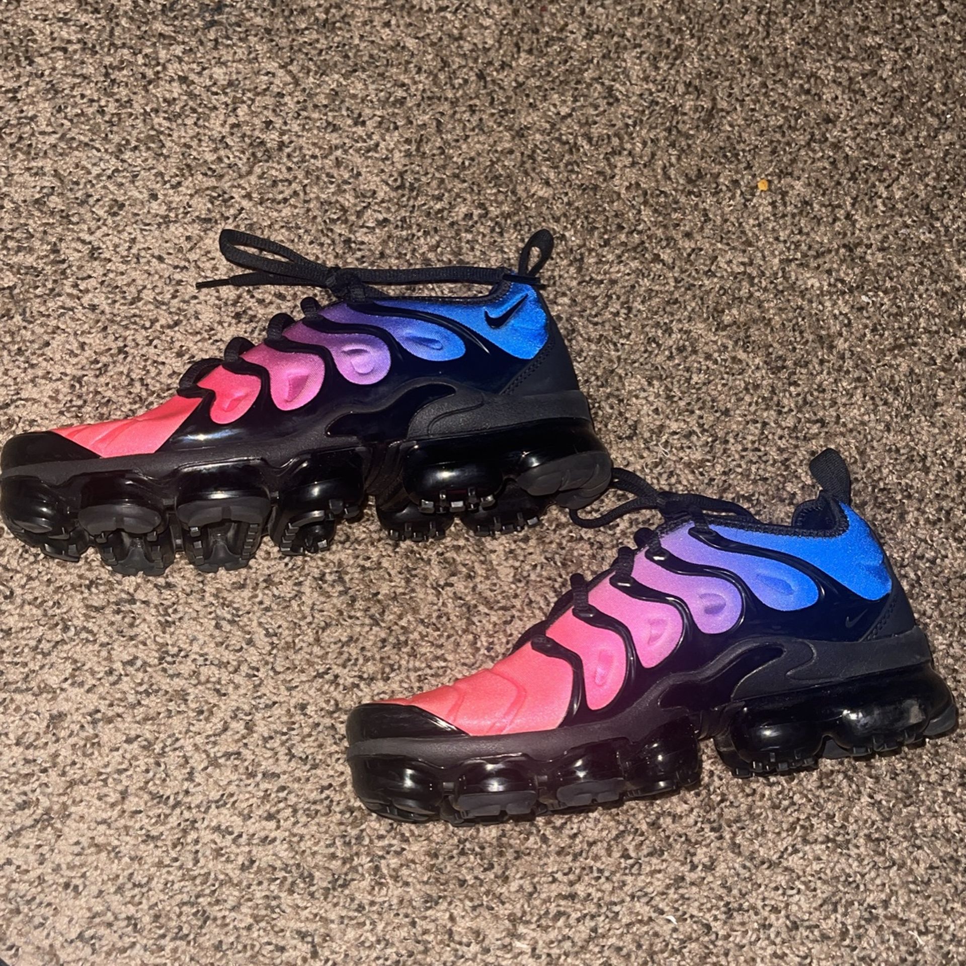 vapor maxes