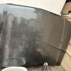 2005 Silverado  hood