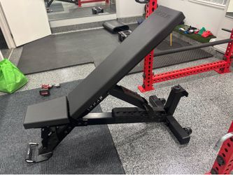ROGUE ADJUSTABLE WEIGHTS BENCH 3.0 (like new) $540 FIRM