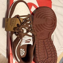 Women’s 9.5 Nike Dunk Low Phantom/Red Sepia Sail White