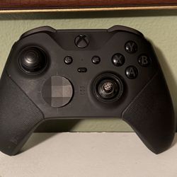 Xbox Elite Series 2 Wireless Controller - Includes Case