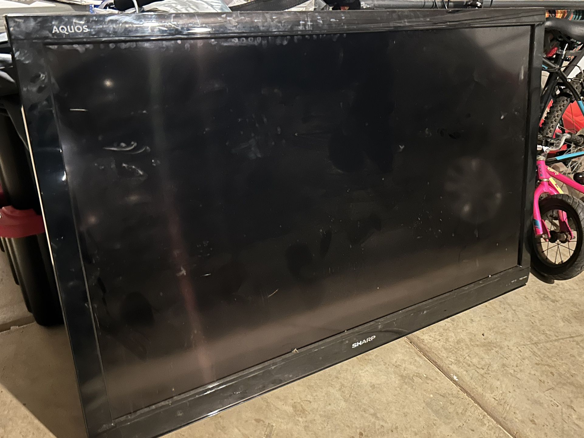 Sharp T.V Aquos 60inch
