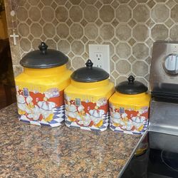 set of CIB Vintage Chef ceramic kitchen canisters. 