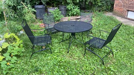 Table and 4 chairs