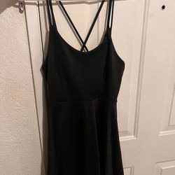 Finn & Clove Black Strappy Back Dress Size Large