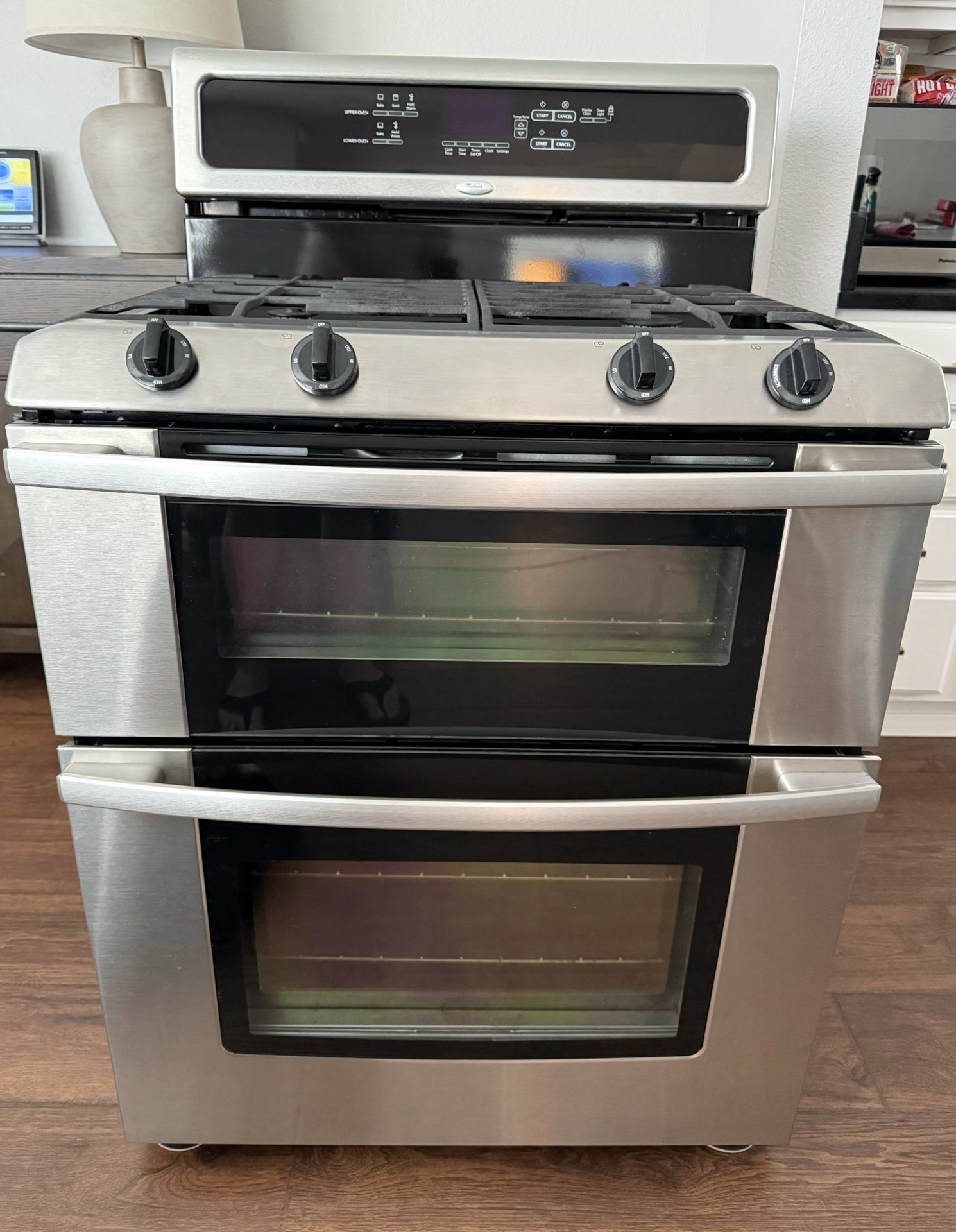 Whirlpool Gold 30in Double Oven Gas Range for Sale in Ruston, WA OfferUp