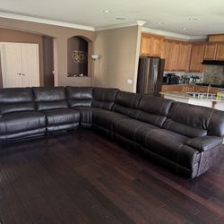 Leather Couch With Electric Recliners 