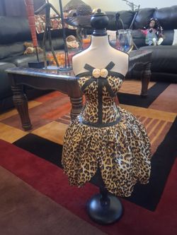 Miniature Mannequin Jewelry Holder Stand,