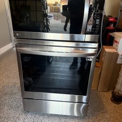 LG Range And Microwave Overhead 