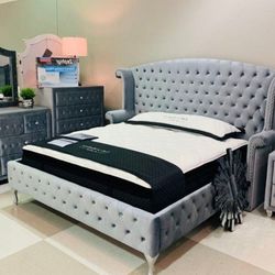 Brand New •Gray Velvet  4️⃣ Pieces Queen Bedroom Set✔️ İn Stock 🚛 Fast Delivery 