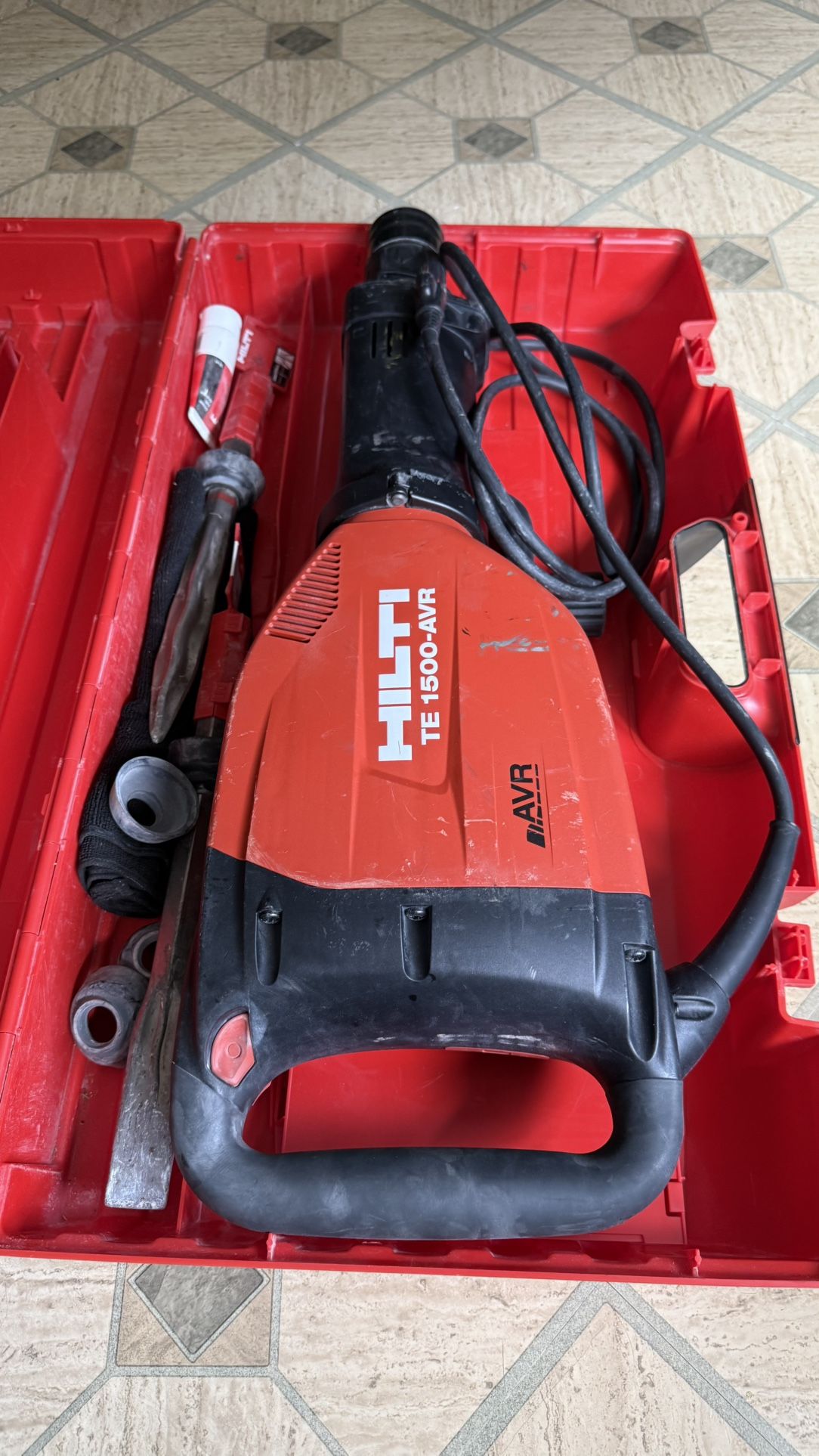 Hilti Te 1500 AVR JACKHAMMER FOR SALE
