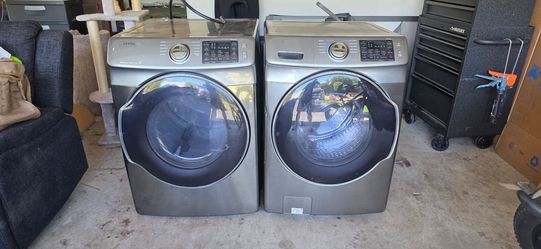 Samsung Washer & Electric Dryer Set