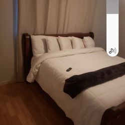 King Size Headboard, Footboard, and Metal Frame
