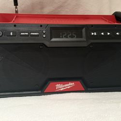Radio Milwaukee M18 Bluetooth 