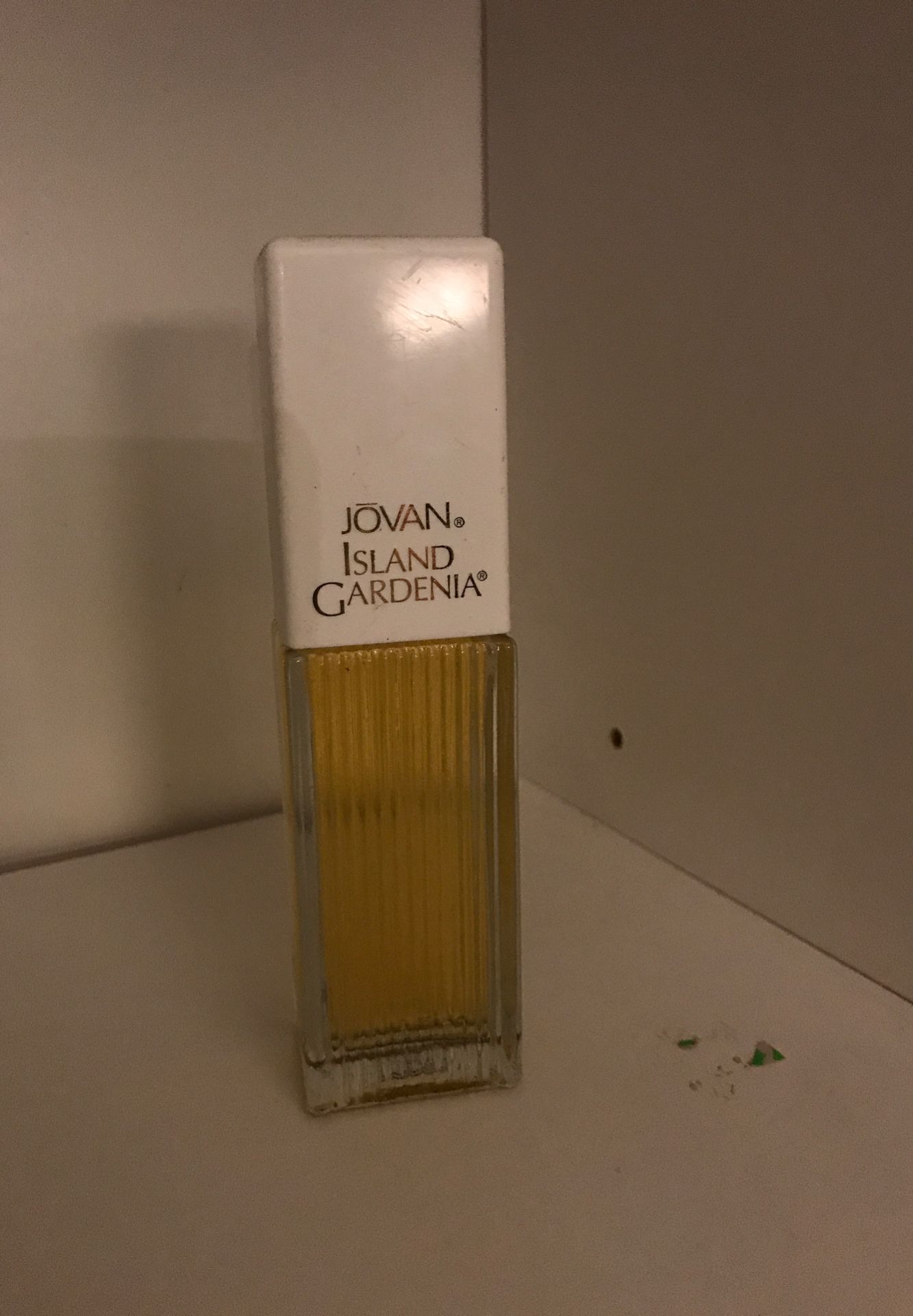 JOVAN ISLAND GARDENIA COLOGNE