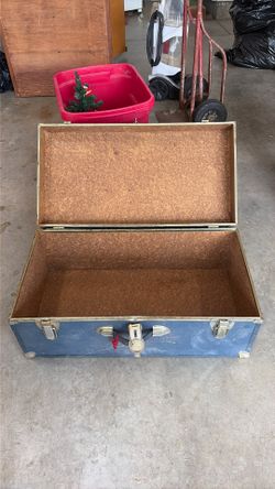 Vintage Steamer trunk