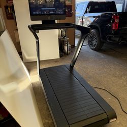 Peloton Tread TR-01 Treadmill