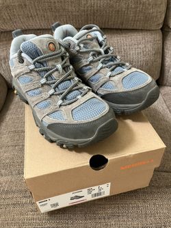 Merrell Women’s Trail Shoe - Moab 3