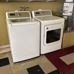 Samsung Electric Washer & Dryer