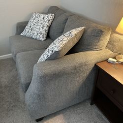 Love Couch/sofa Grey