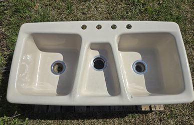 KOHLER 3 BASIN CAST IRON SINK