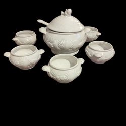 Nantucket White Soup Tureen And Crock Bowl Set 