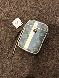 Coach pouch - new!!