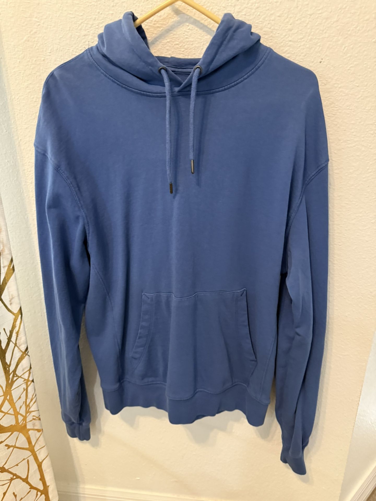 Men’s Pullover Hoodie