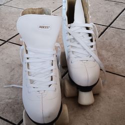 Brand New White 4 Wheel Skates Size 5