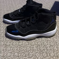Size 6 Space Jam 11s